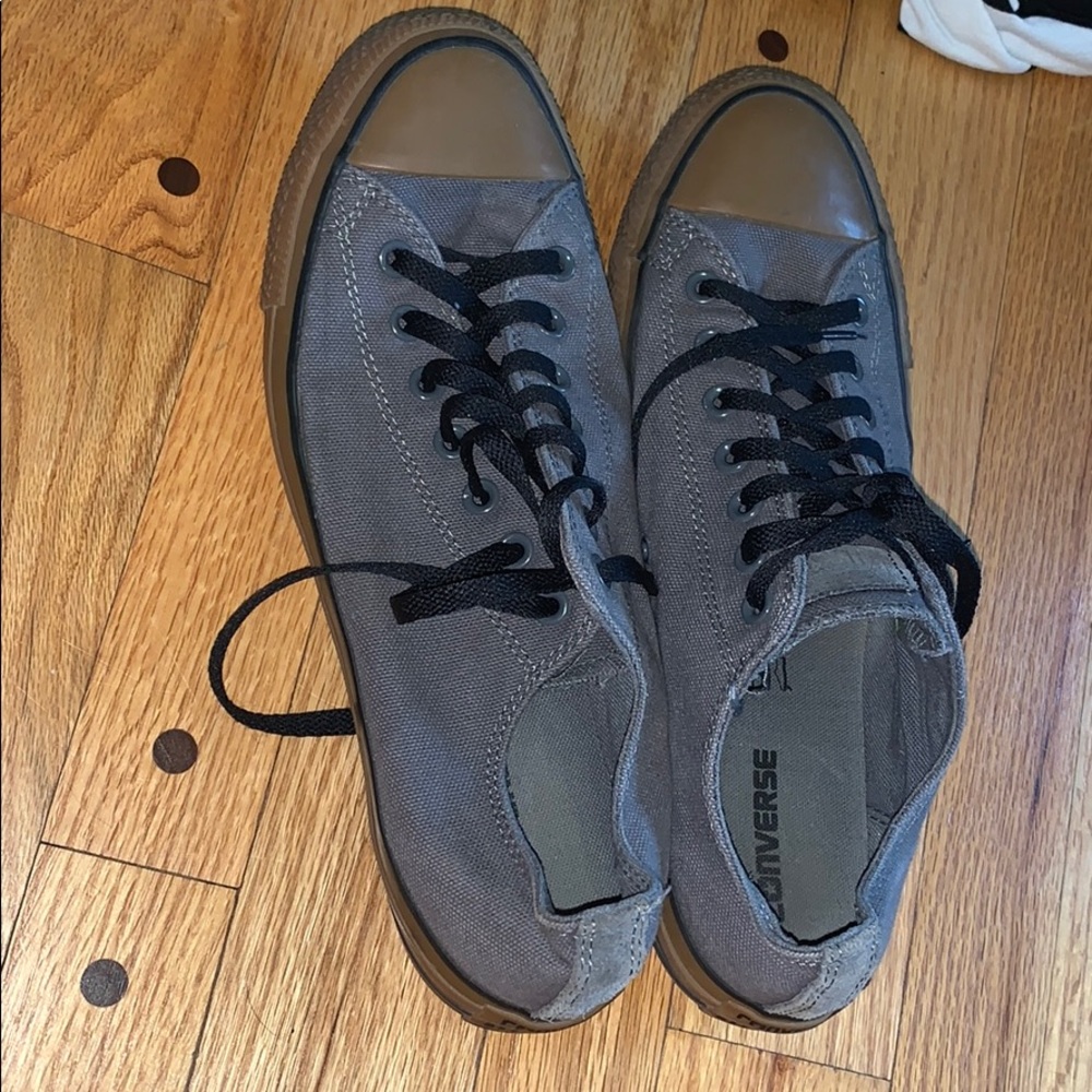 Gray Converse with black laces!